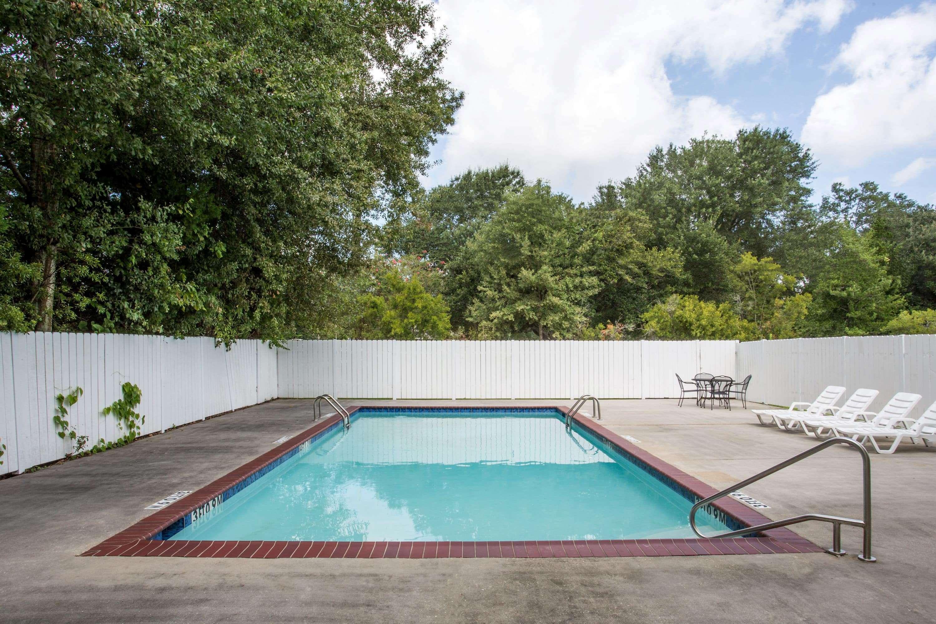 Howard Johnson By Wyndham Houma Exteriér fotografie